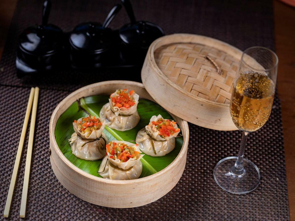 ザ オーキッド ホテル プネー エクステリア 写真 Dim sum